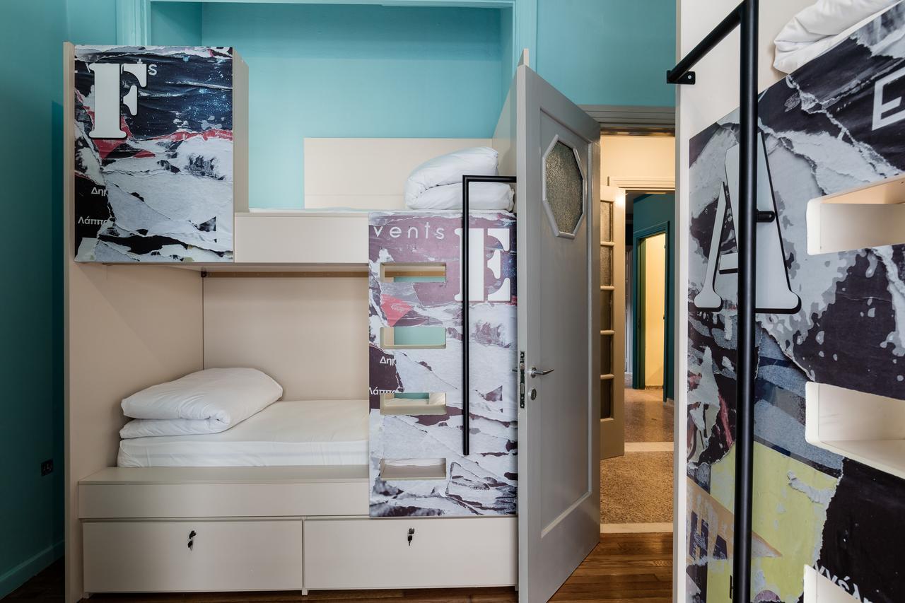 Nubian Hostel Атина Екстериор снимка