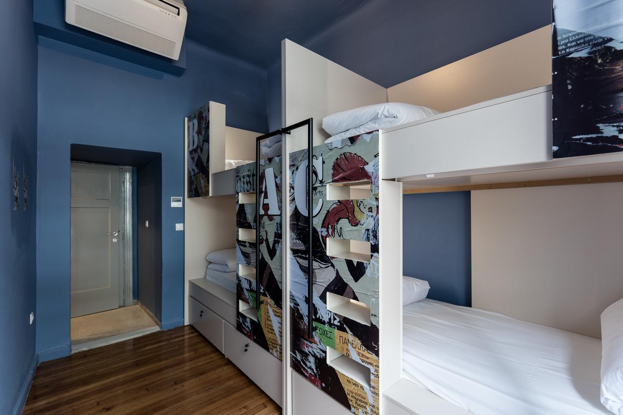 Nubian Hostel Атина Екстериор снимка