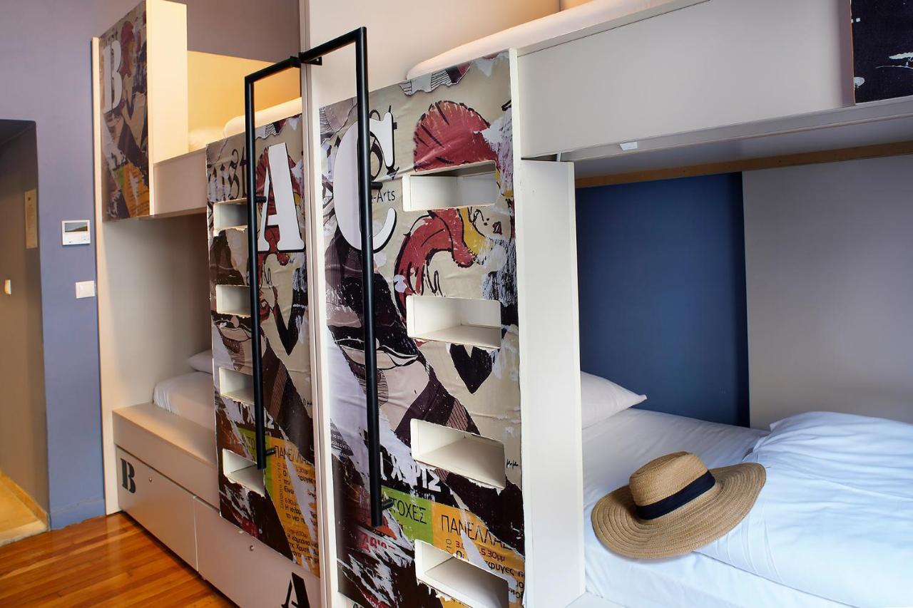 Nubian Hostel Атина Екстериор снимка